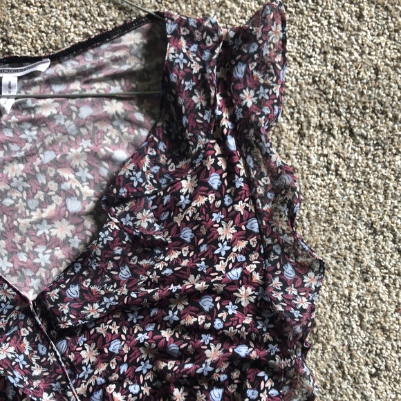 Floral Romper - Picture 4 of 6